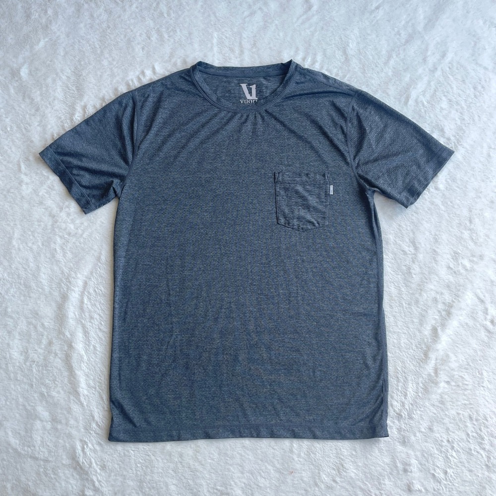 Vuori Tradewind Performance Tee Heather Gray Pocket Size Medium